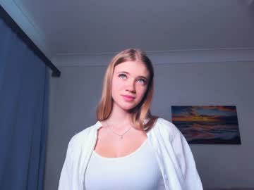 webcam girl coral_reef image #5613080