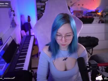webcam girl blue_mooncat image #6871366