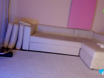webcam girl hollyextra image #4490137