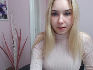 webcam girl lila_page image #1106354