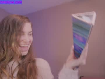 webcam girl chroniclove image #3270523