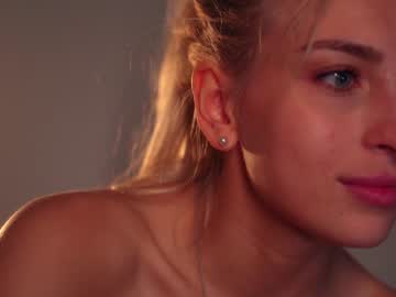 webcam girl artmosphera image #2115015