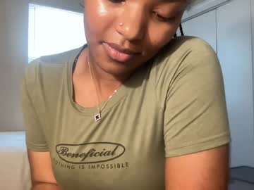 Cam for maskedartist24
