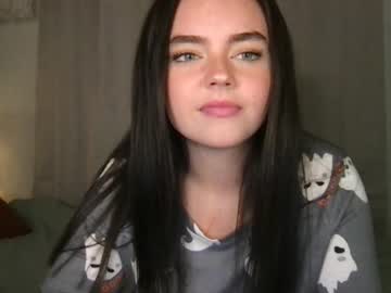 webcam girl juicyluvlucy11 image #76323