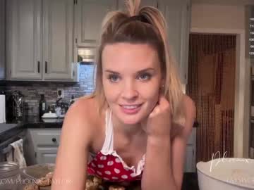 webcam girl phoenix_taylor image #6590873