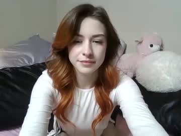 webcam girl milkywhiiite image #2344339