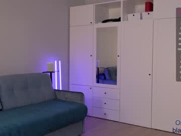 webcam girl _blackbee_ image #1202330