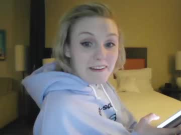 webcam girl cutiekatie3273 image #1224267