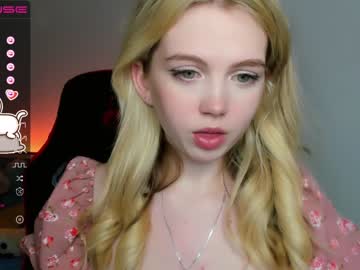 webcam girl small_blondee image #3720875
