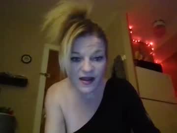 Cam for hottiela85