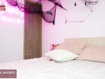 webcam girl dani_moore image #248558