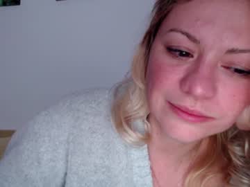 webcam girl kiradivine image #1697019