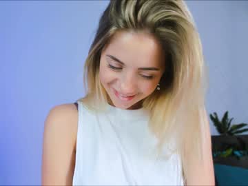 webcam girl emmi_rosee image #3998656