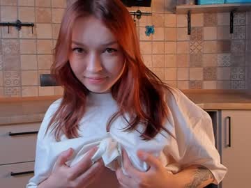 webcam girl aliceyoune image #3857472