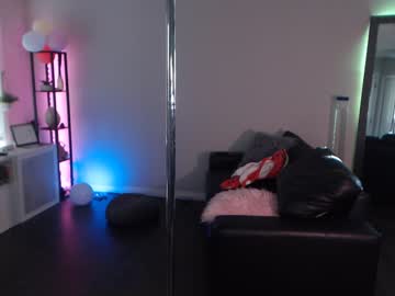 webcam girl skyewatson image #211443