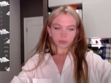 webcam girl small_blondee image #2523590