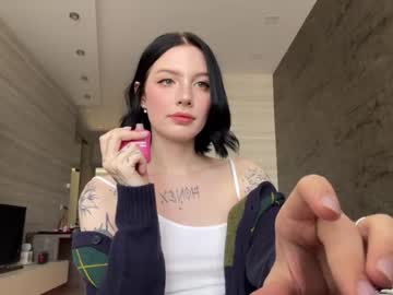 webcam tranny evelynforever image #4689320