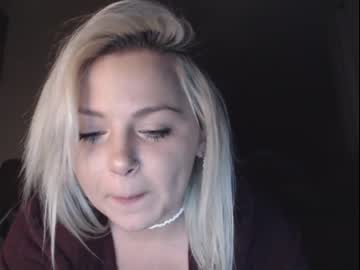 webcam girl kipsy420 image #1248040