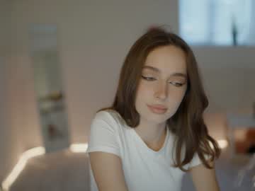webcam girl silent_chill image #6059142