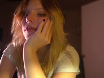 webcam girl crimsonxrapture image #918764