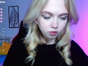 webcam girl small_blondee image #3820993