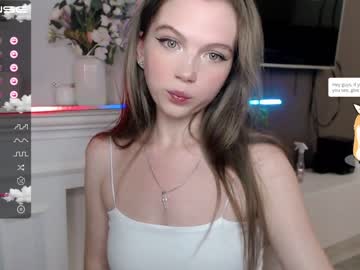 webcam girl small_blondee image #2764241