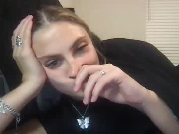 webcam girl daisyparkerxo image #5900227