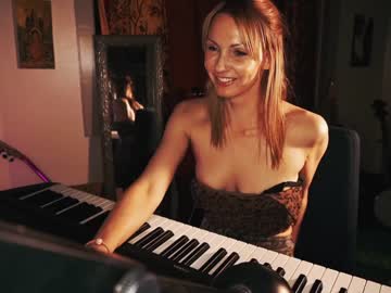 webcam girl kaileeshy image #588017