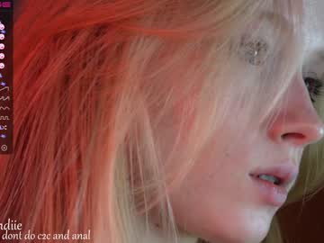 webcam girl bestblondiiecb image #3875839
