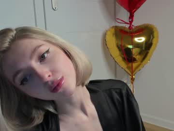 webcam girl yournaughtymiss image #1139957