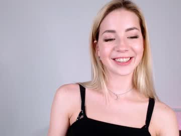 webcam girl emmi_rosee image #1416167