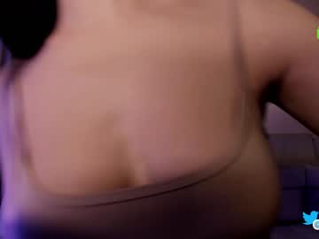 webcam girl hollyextra image #6623716