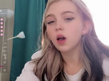 webcam girl small_blondee image #5463683