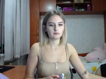 webcam girl melena_shy image #152803