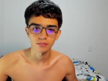 Cam for goooddreambitch