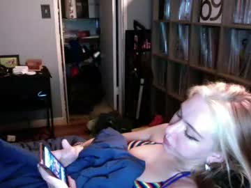 webcam girl sexyvexy13 image #5779328