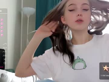 webcam girl small_blondee image #5463949