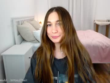 webcam girl ambertan1 image #6652625
