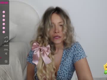 webcam girl theellenshow image #3740645