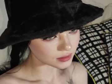 webcam girl stussy_montana image #529223