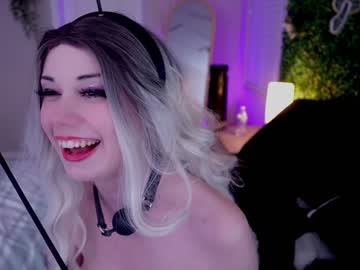 webcam girl runesy image #6259339