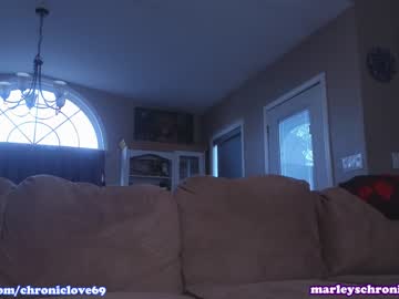 webcam girl chroniclove image #6498406