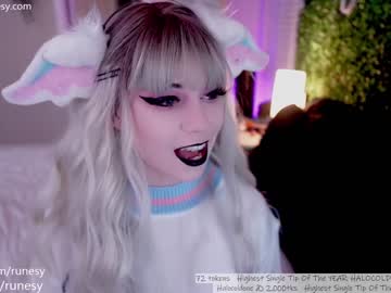 webcam girl runesy image #6902611