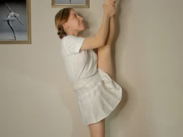 webcam girl just_emmy image #4523037