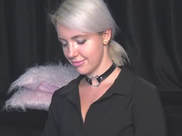 webcam girl xtina__ image #2784392