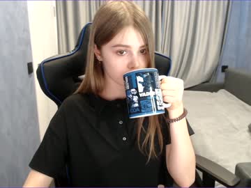 webcam girl tripleprinces image #3428944
