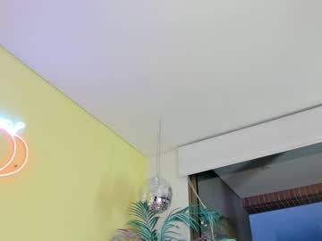 webcam tranny naomigomezz image #1625906